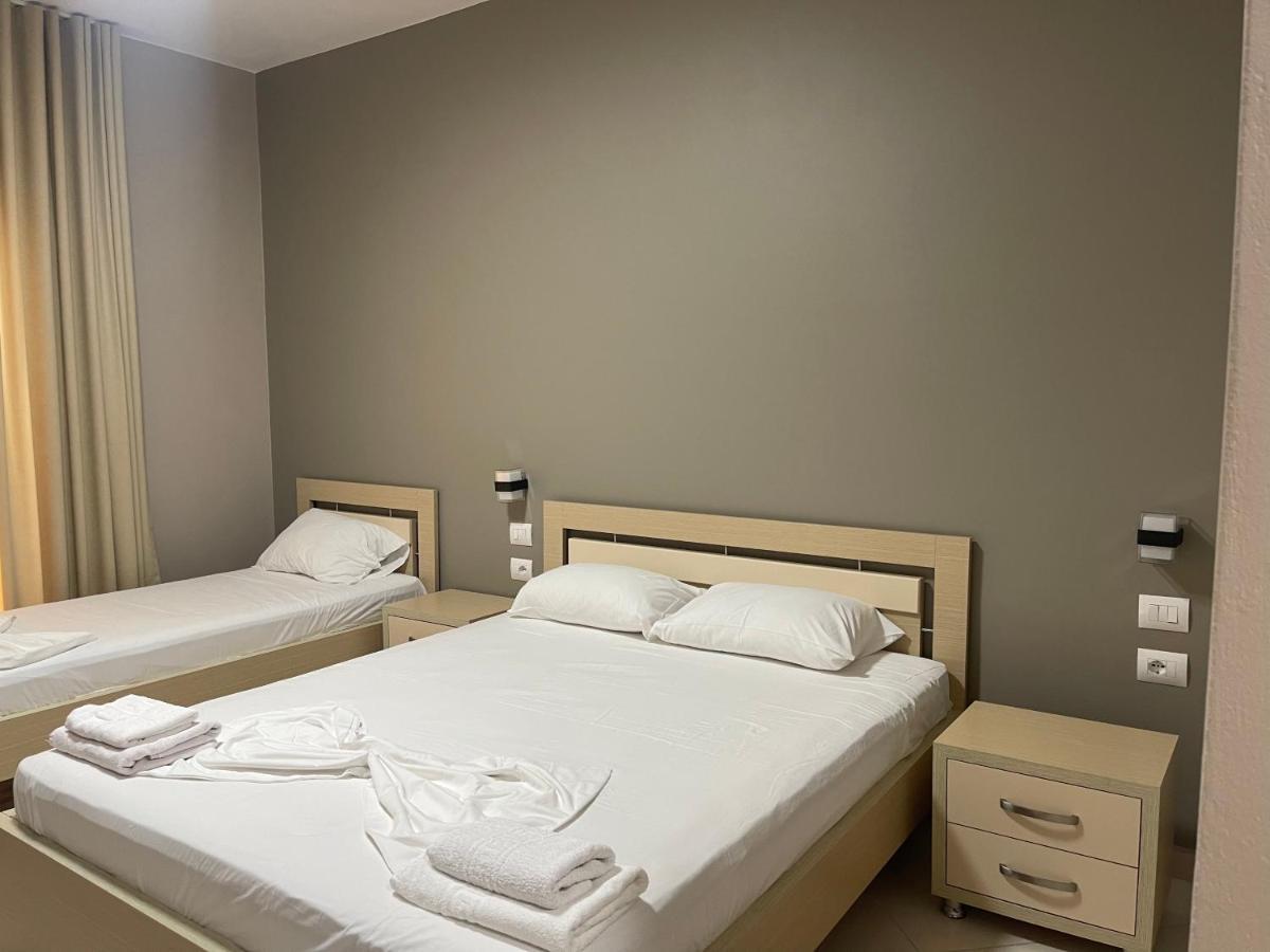 Season Inn Дхерми Экстерьер фото