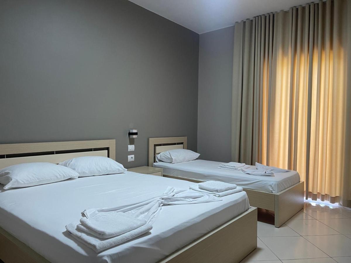 Season Inn Дхерми Экстерьер фото