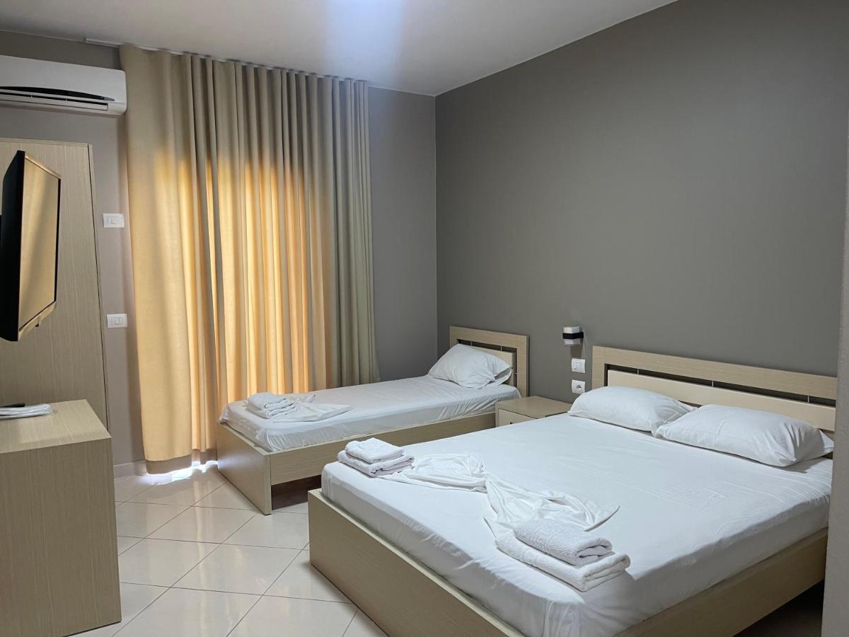 Season Inn Дхерми Экстерьер фото