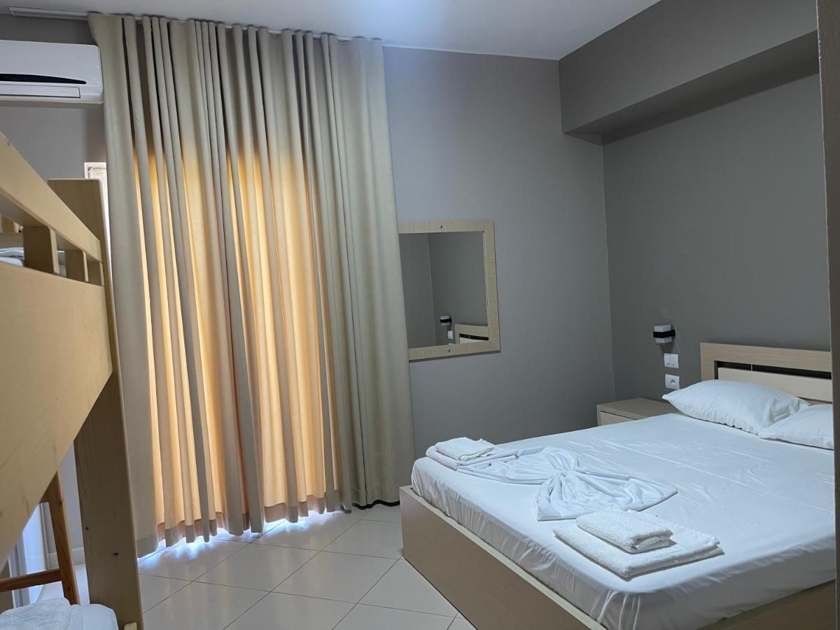 Season Inn Дхерми Экстерьер фото