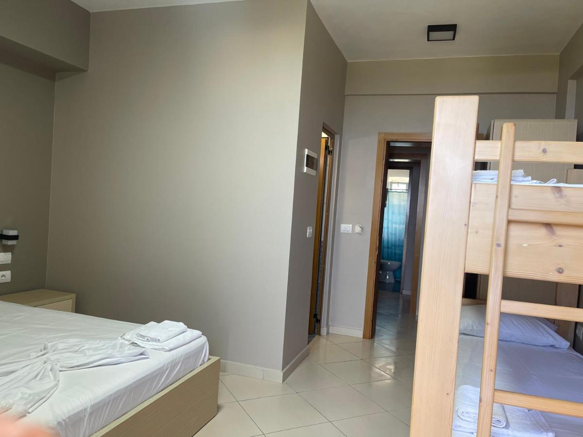 Season Inn Дхерми Экстерьер фото
