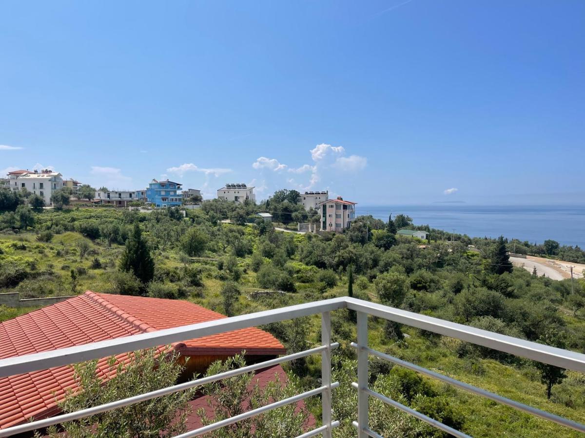 Season Inn Дхерми Экстерьер фото