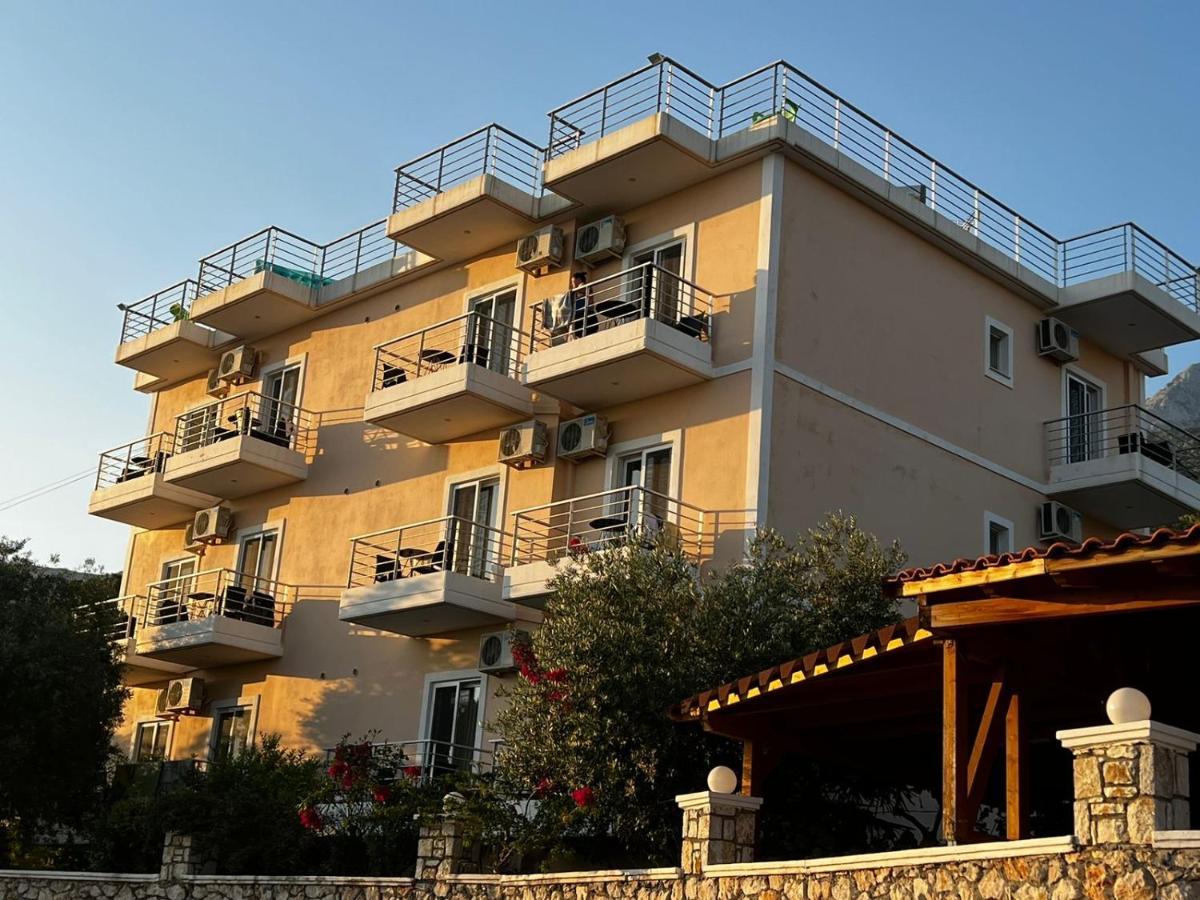 Season Inn Дхерми Экстерьер фото